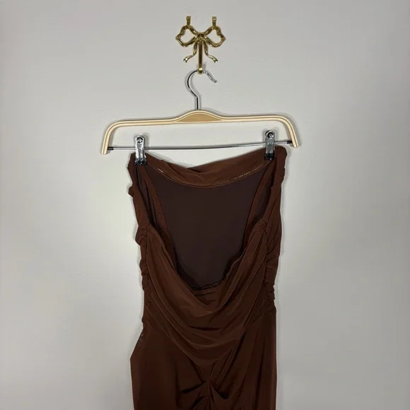 Elegant Chocolate Brown Strapless Corset Dress - Picture 7 of 10